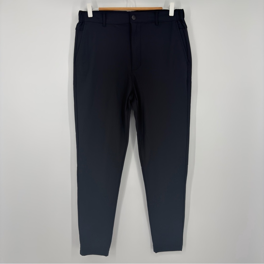 CUTS Men’s Large Performance Pants Athletic Tech Stretch Modern Minimalist